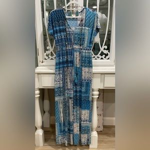 168.  EUC STYLE & CO MAXI DRESS SIZE SMALL